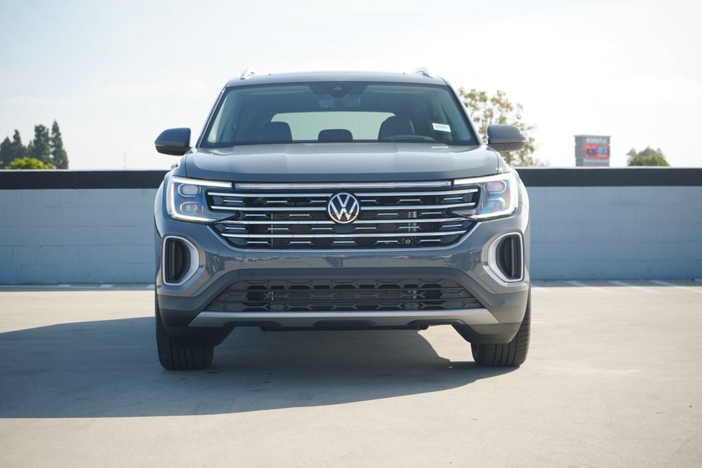 New 2026 Pure Gray Volkswagen SEL image 5