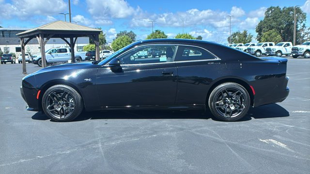 New 2026 Diamond Black Crystal Pearlcoat Dodge R/T image 6
