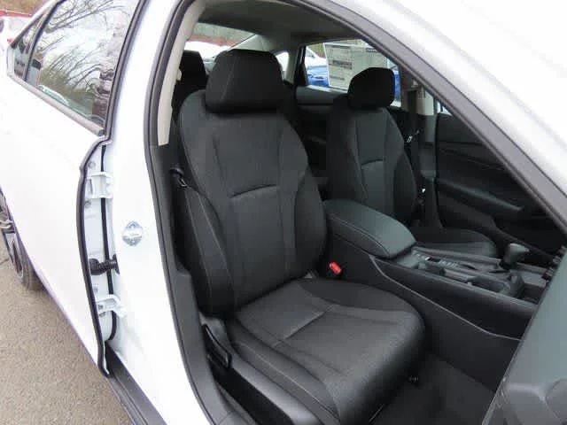 New 2026 Platinum White Pearl Honda SE image 15