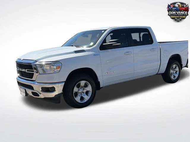 2021 RAM 1500 Big Horn/Lone Star 4x4 Crew Cab 5'7's photo