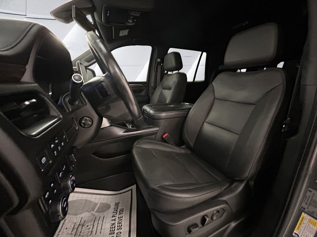Used 2022 Gray Chevrolet Z71 image 8