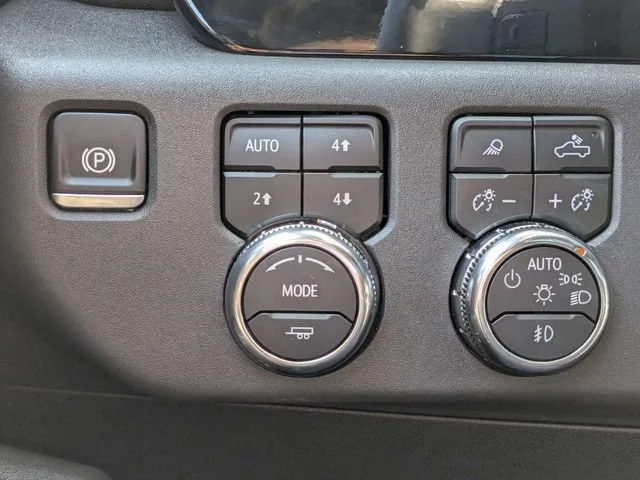 Used 2025 Sterling Metallic GMC SLT image 23