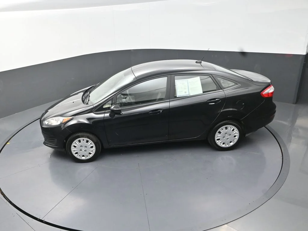 Used 2019 Black Ford S image 17