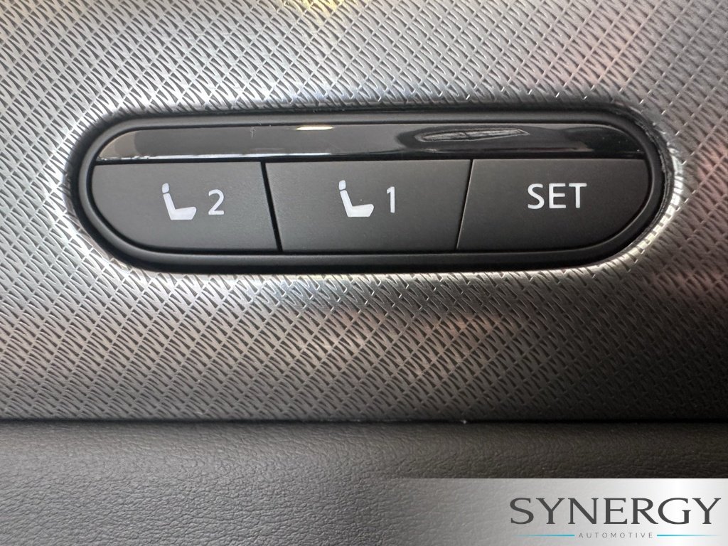 New 2027 HARBOR GRAY INFINITI Sport AWD image 21