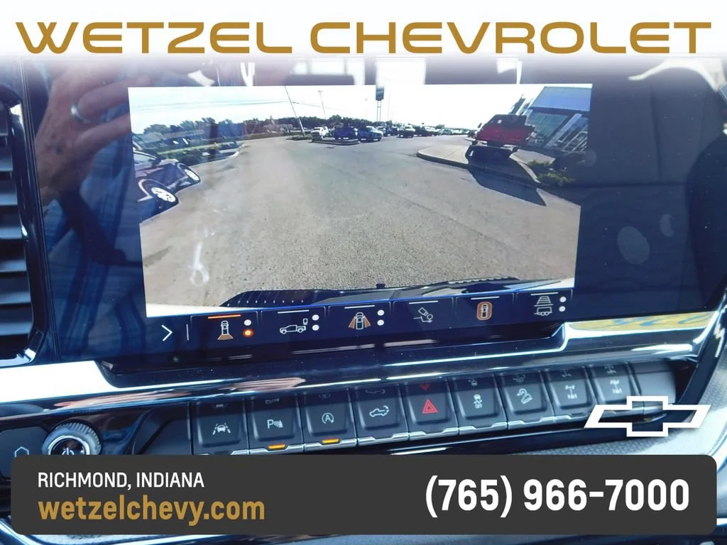 New 2026 Summit White Chevrolet ZR2 image 39