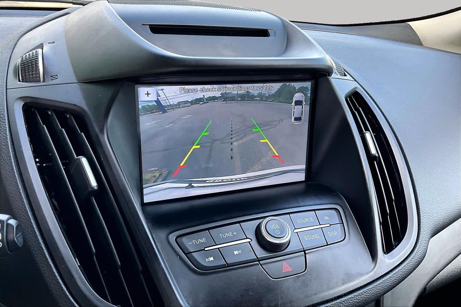 Used 2018 Oxford White Ford SEL image 29
