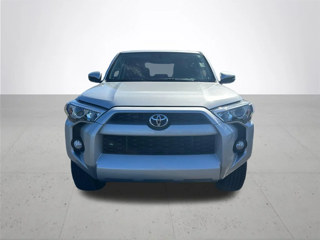 Used 2017 Silver Toyota SR5 Premium image 3