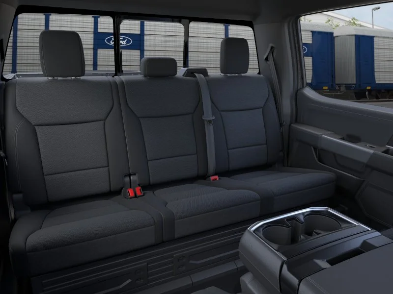 New 2026 Carbonized Gray Metallic Ford XLT image 32