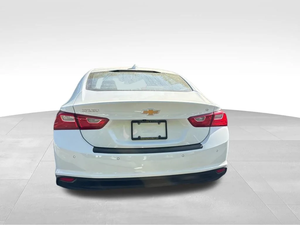 Used 2024 White Chevrolet LT image 13