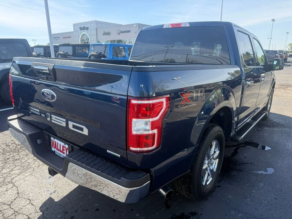 Used 2019 Gray Ford XLT image 3