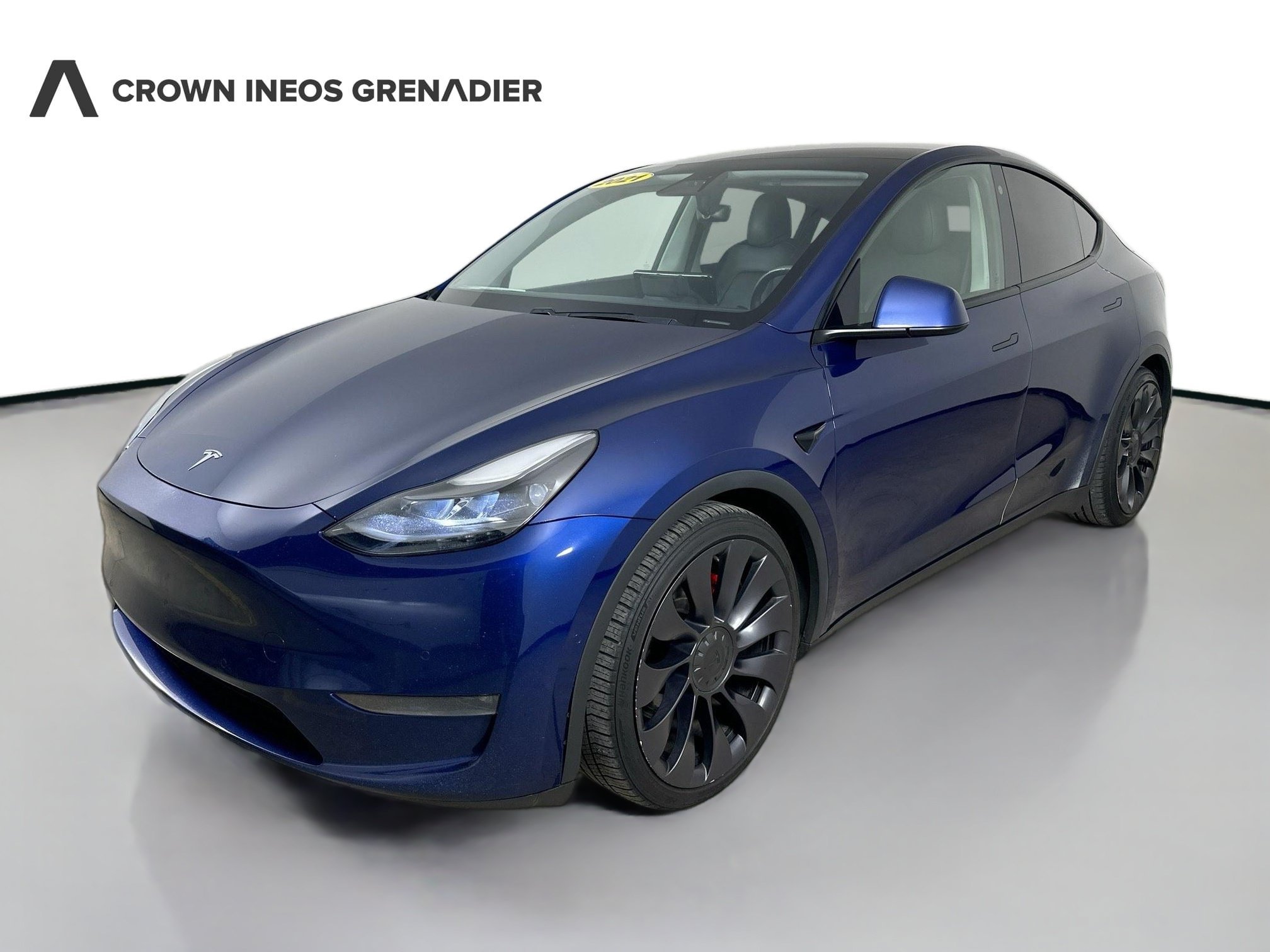 Used 2021  Tesla Performance image 1
