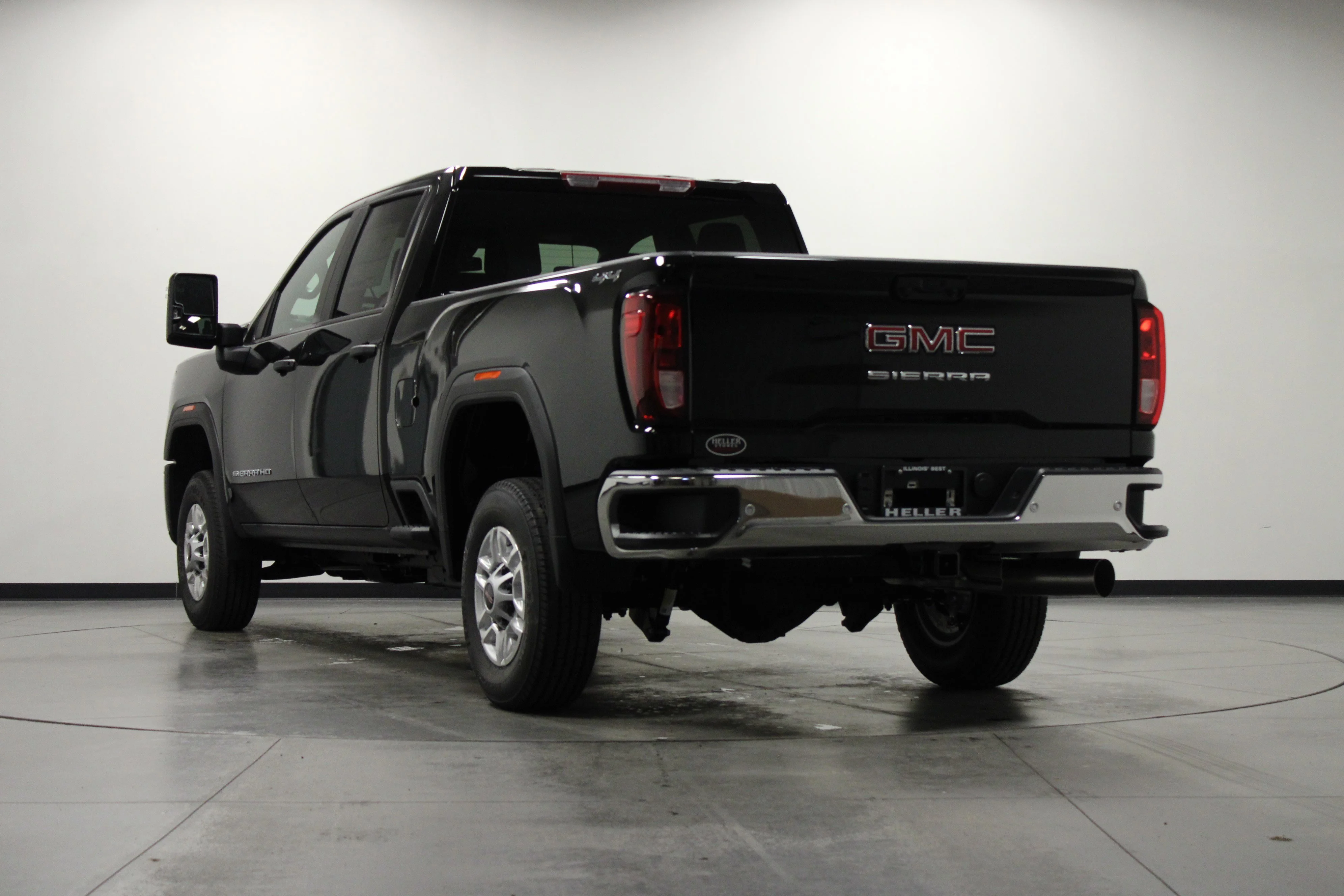 New 2026 Onyx Black GMC Pro image 5