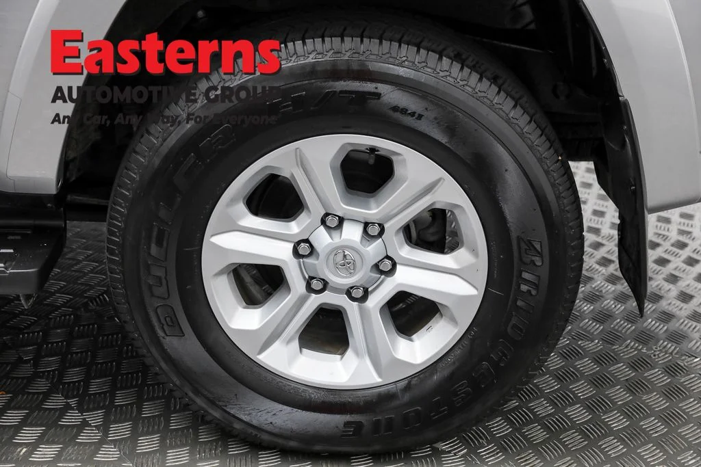 Used 2024 Silver Toyota SR5 image 31