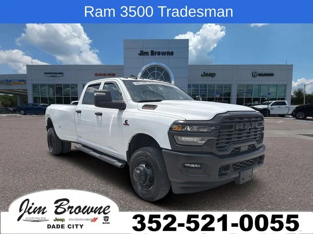 2025 RAM 3500 Tradesman 4X4 Crew Cab LWB's photo
