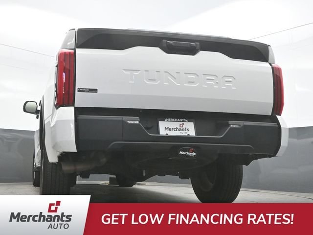 Used 2023 White Toyota SR5 image 33
