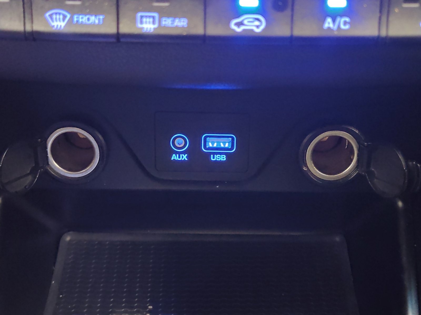 Used 2017 Caribbean Blue Hyundai Night image 20