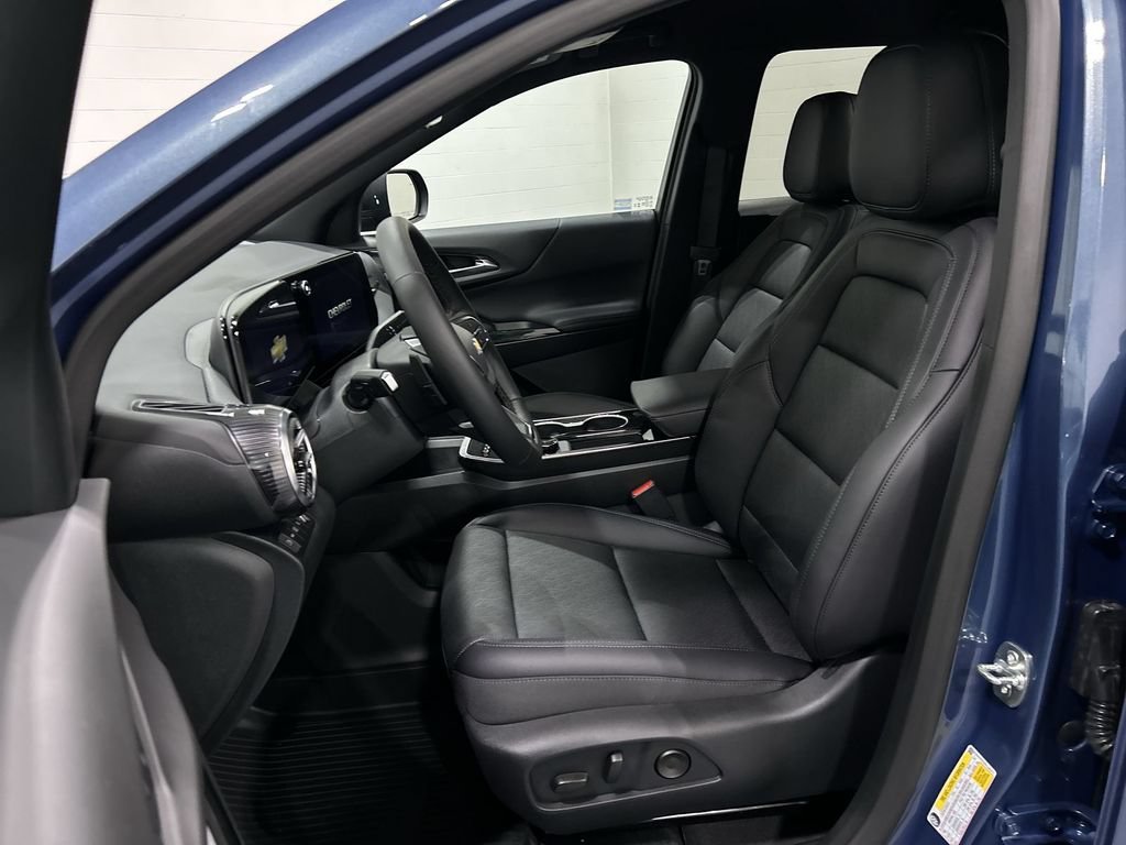 2027 Chevrolet Equinox LT - Photo 13