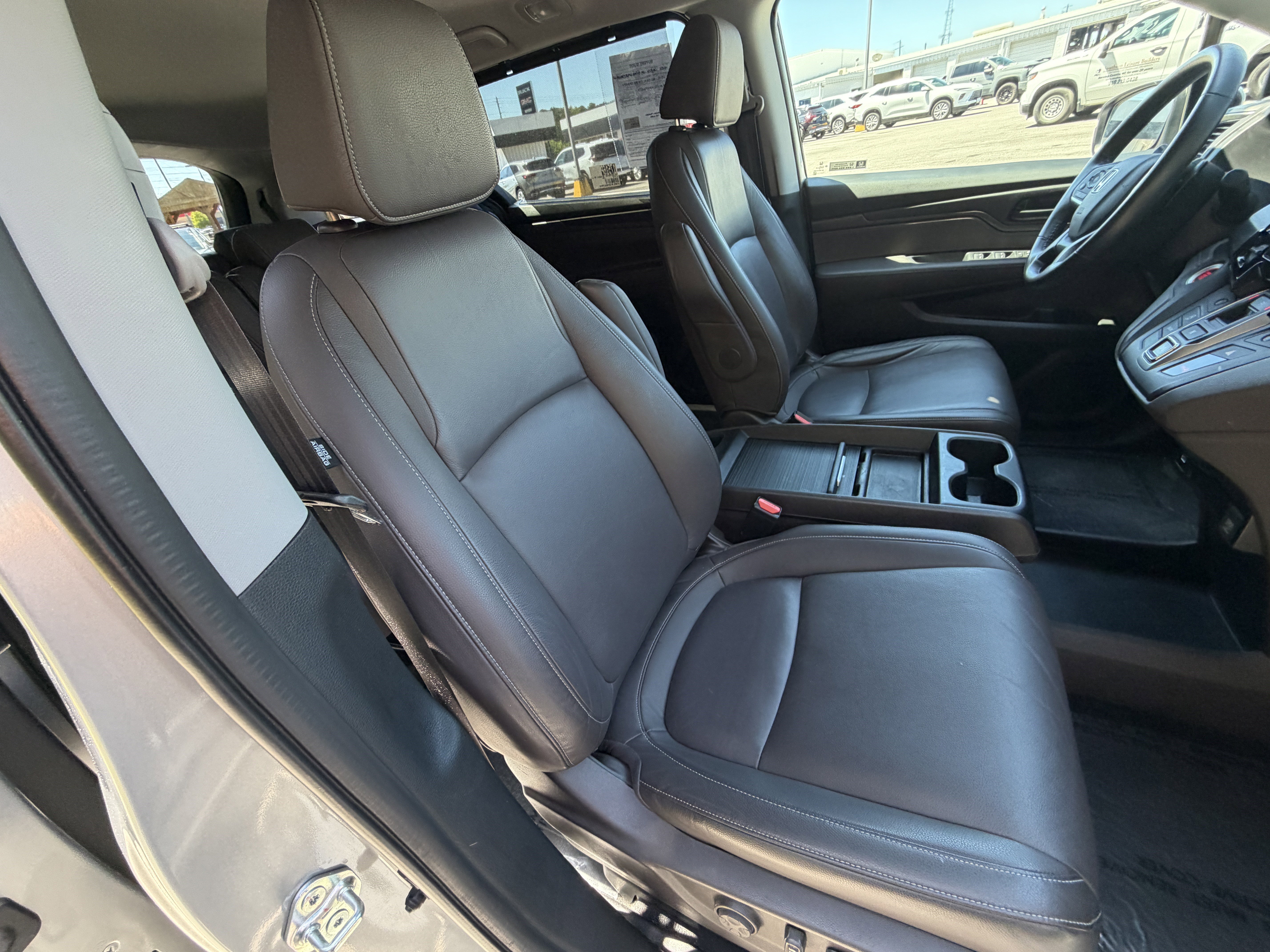 Used 2024  Honda EX-L image 12
