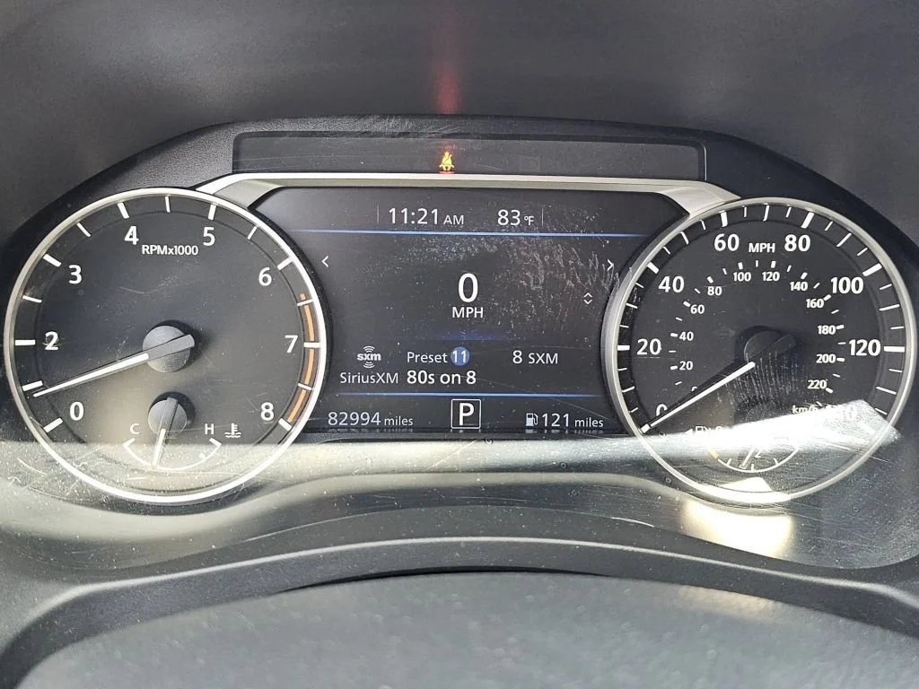 Used 2022 Gun Metallic Nissan 2.5 SV image 31