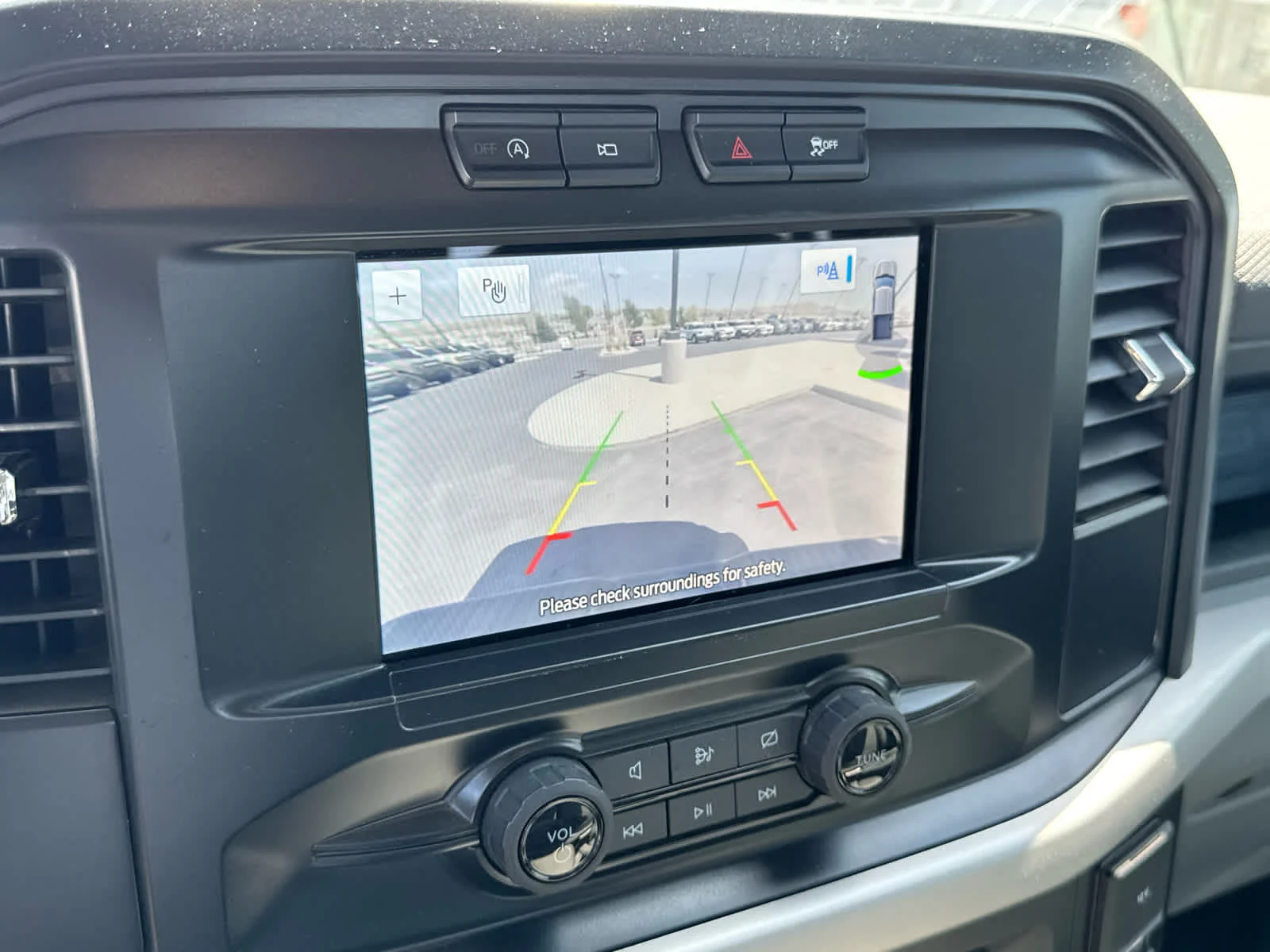 Certified Used 2023 Oxford White Ford XL image 37