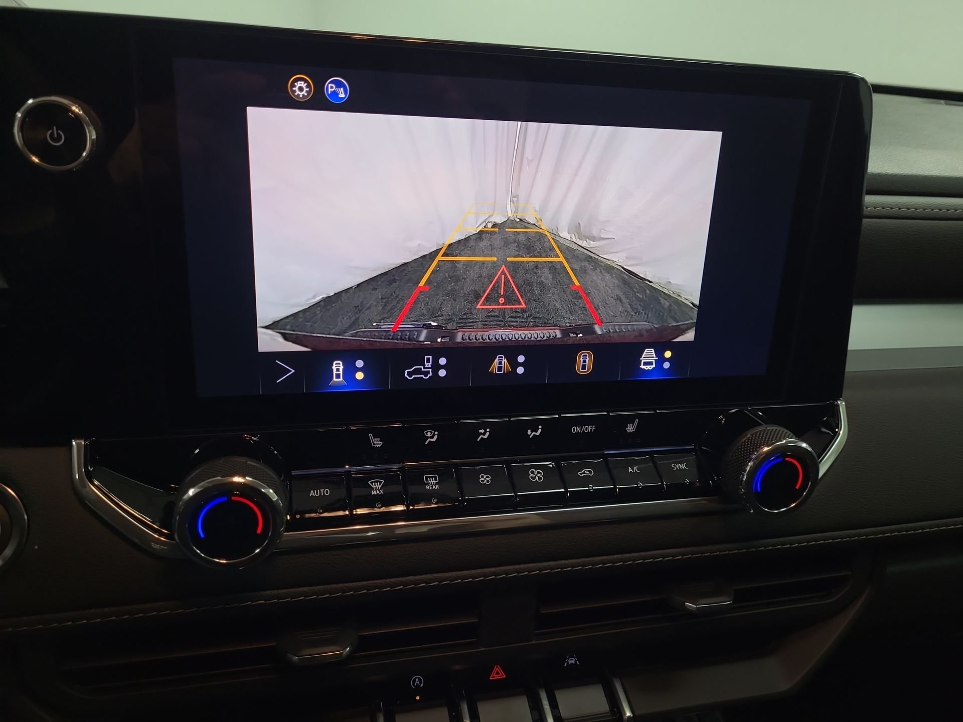 2026 Chevrolet Colorado LT - Photo 16