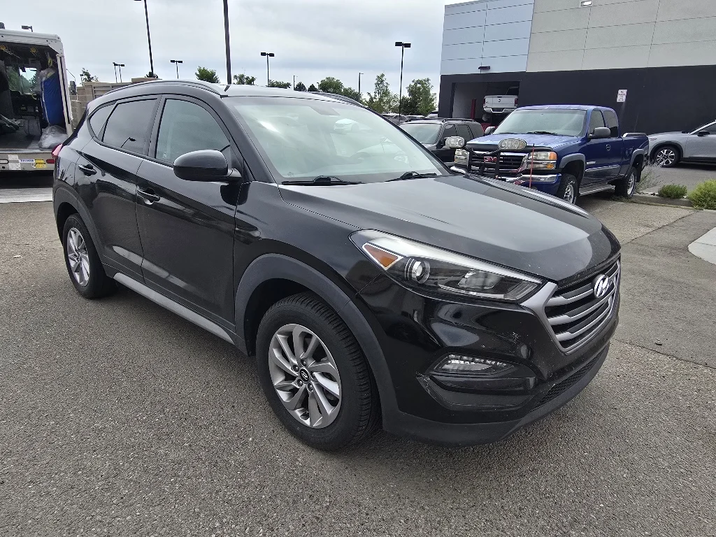 Used 2018 Black Noir Pearl Hyundai SEL image 8