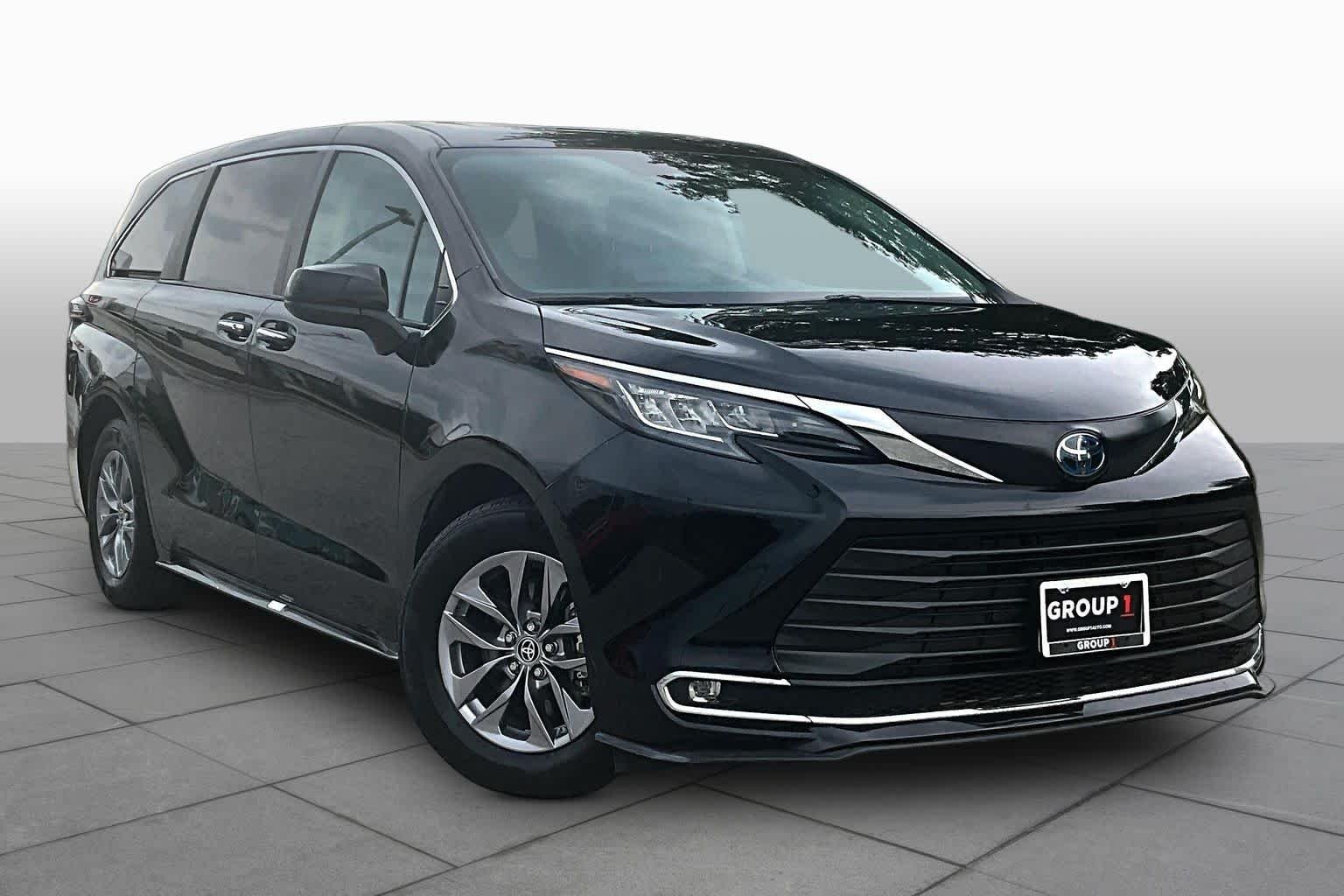 Used 2023 Midnight Black Metallic Toyota XLE image 3