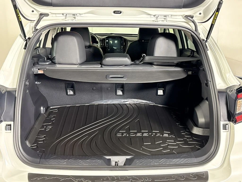 New 2026 CRYSTAL WHITE PEARL Subaru Limited Hybrid image 22