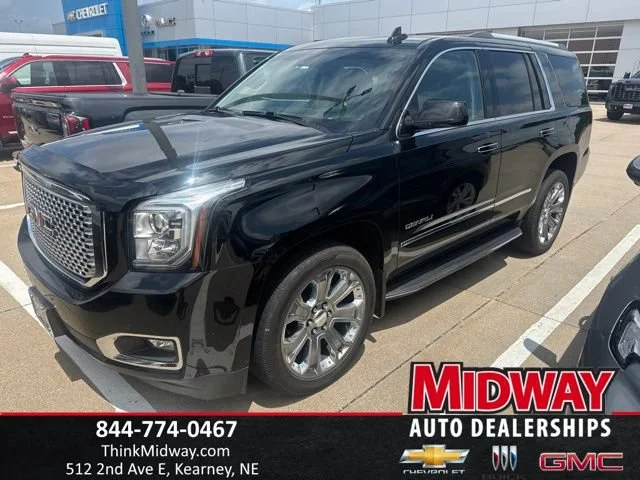 2016 GMC Yukon 4WD Denali's photo
