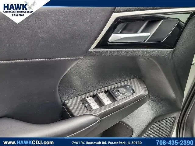Used 2024 Black Mitsubishi SE image 14