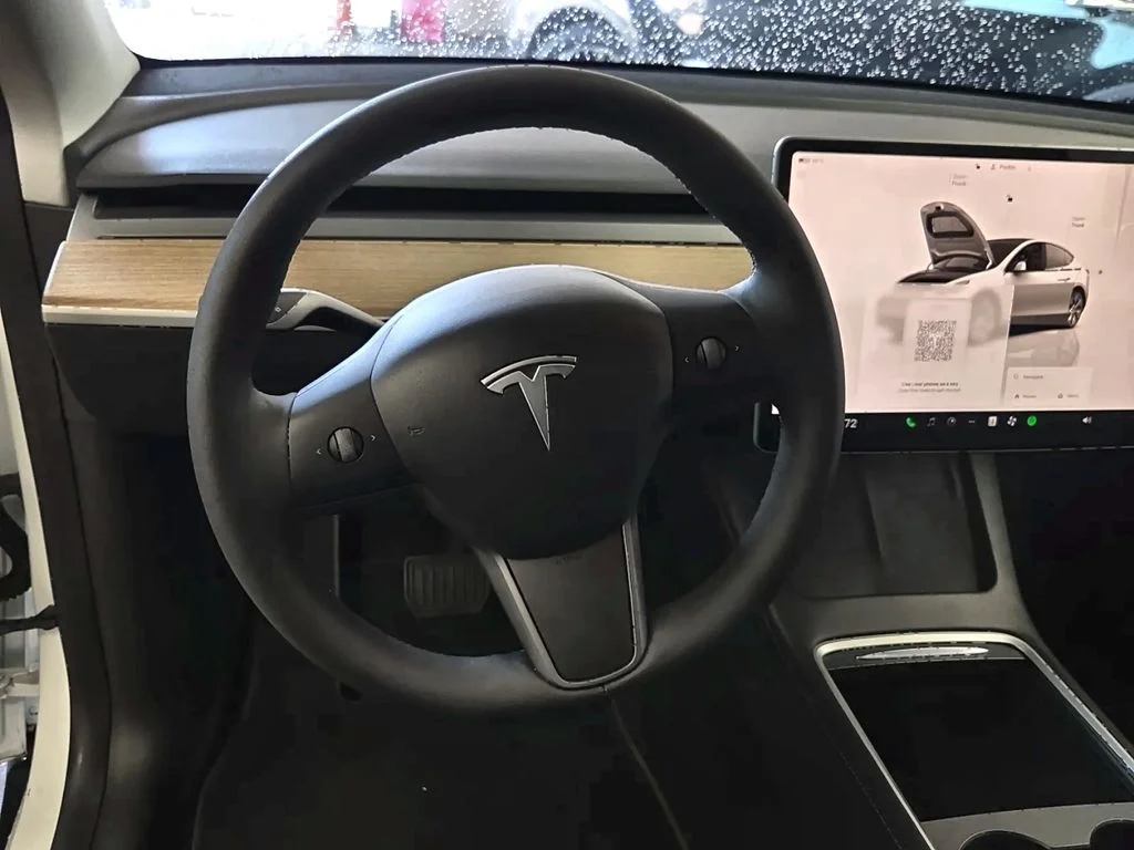 Used 2022 White Tesla Long Range image 6