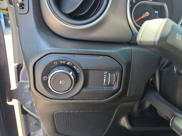 Used 2023 Gray Jeep Sport S image 26
