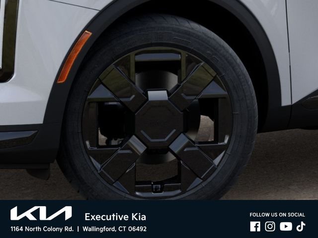 New 2027 White Kia X-Line image 9