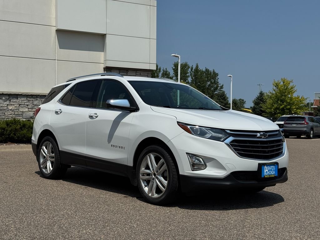 Used 2018 Summit White Chevrolet Premier image 3