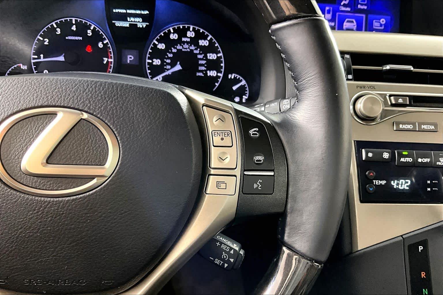 Used 2015 Starfire Pearl Lexus  image 23