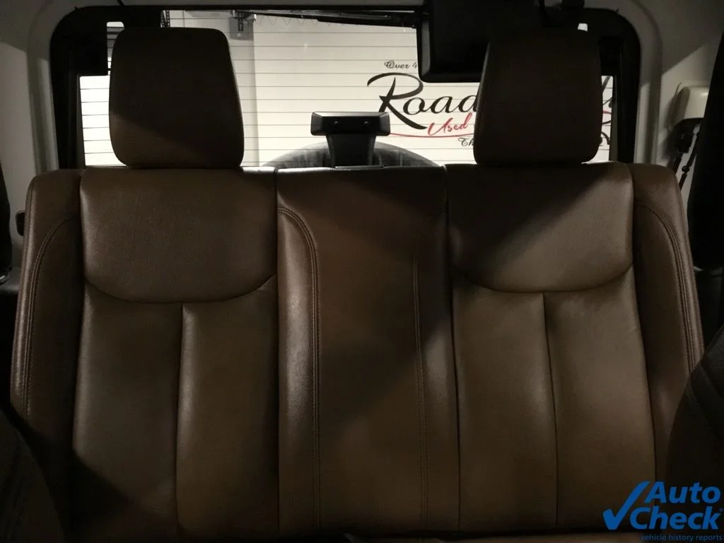 Used 2016 White Jeep Sahara image 27