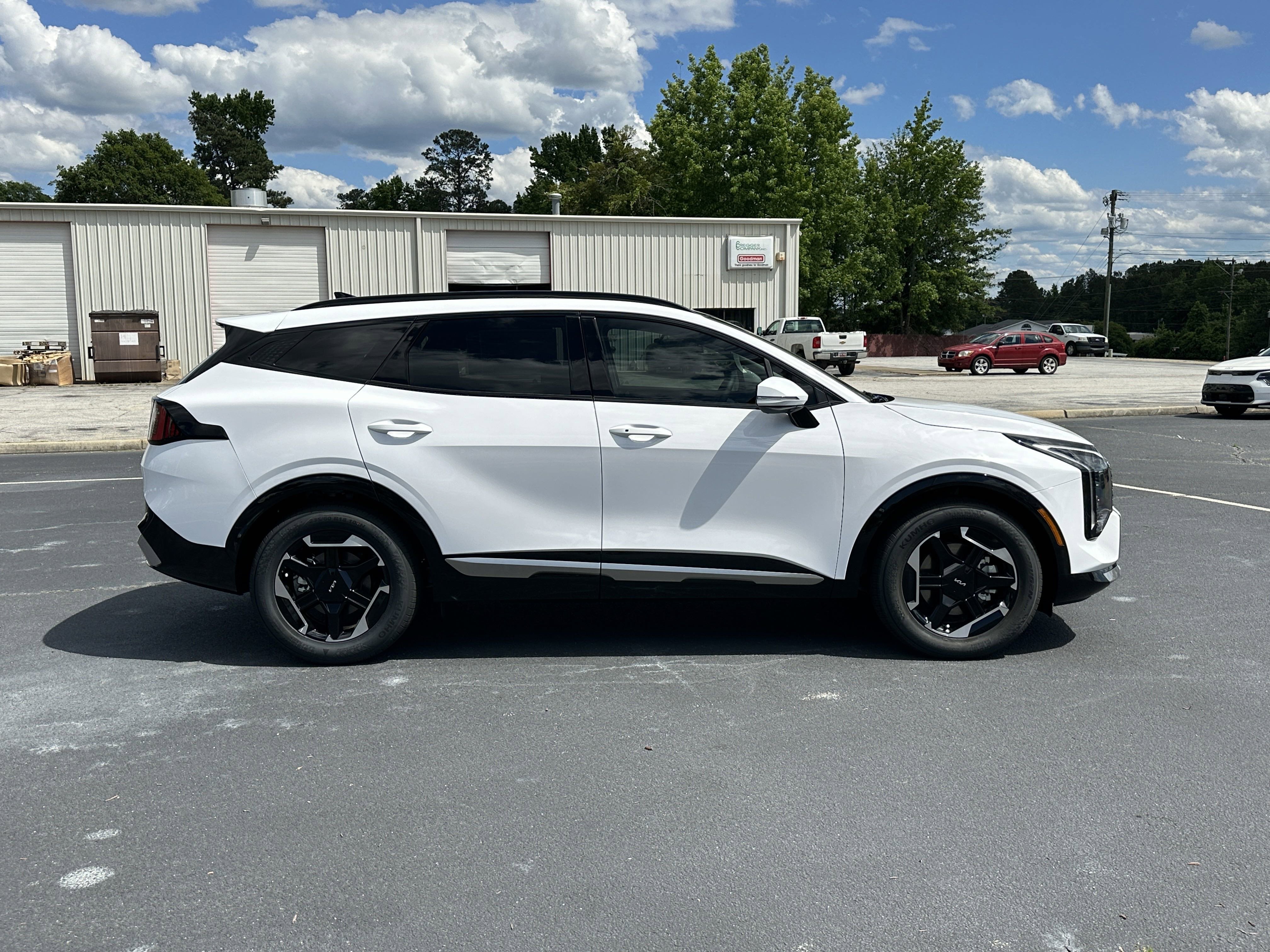2026 Kia Sportage SX - Photo 9