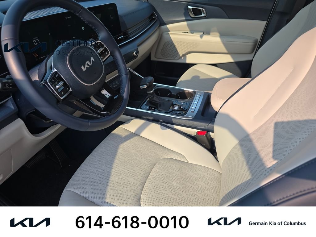 Used 2026 White Kia EX image 17