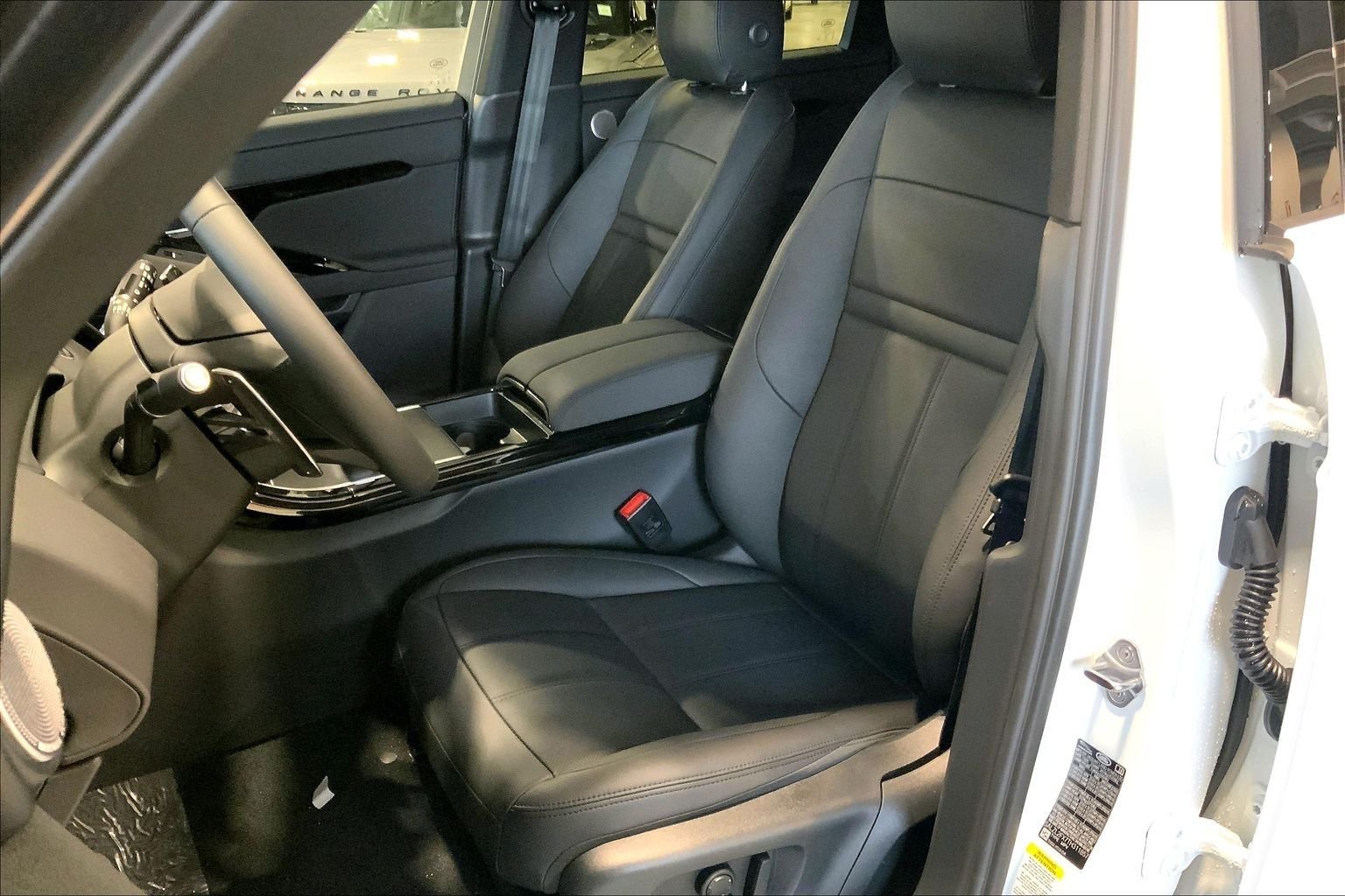 2026 Land Rover Range Rover Evoque Dynamic SE - Photo 9