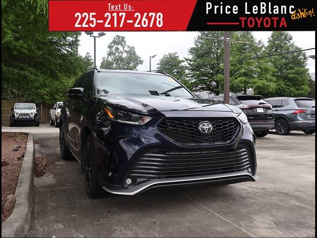 2023 Toyota Highlander XSE FWD's photo