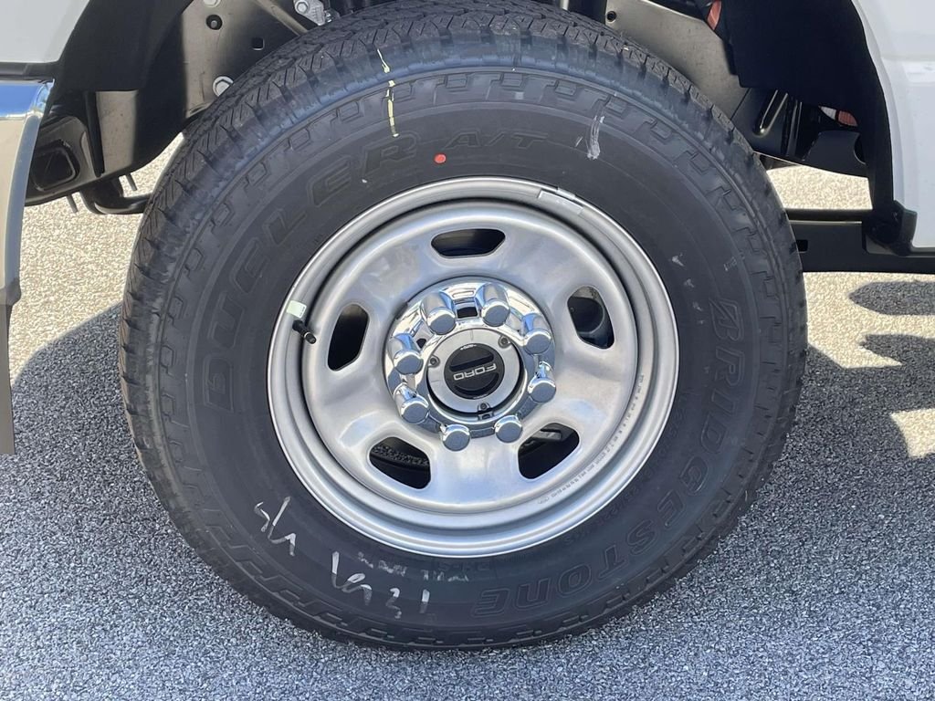 New 2026 Oxford White Ford F-350® XL image 6