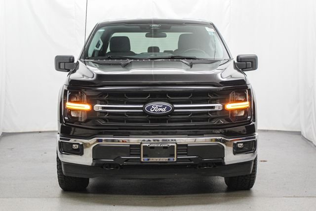 Used 2025 Black Ford XLT image 3