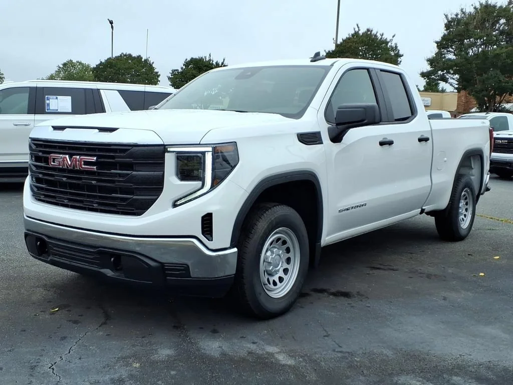New 2026 Summit White GMC Pro image 23