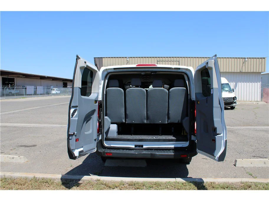 2015 Ford Transit XLT - Photo 14