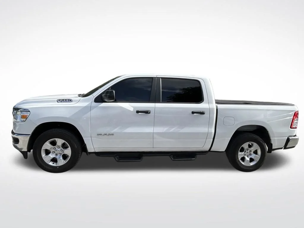 Used 2023 White Ram Big Horn/Lone Star image 7