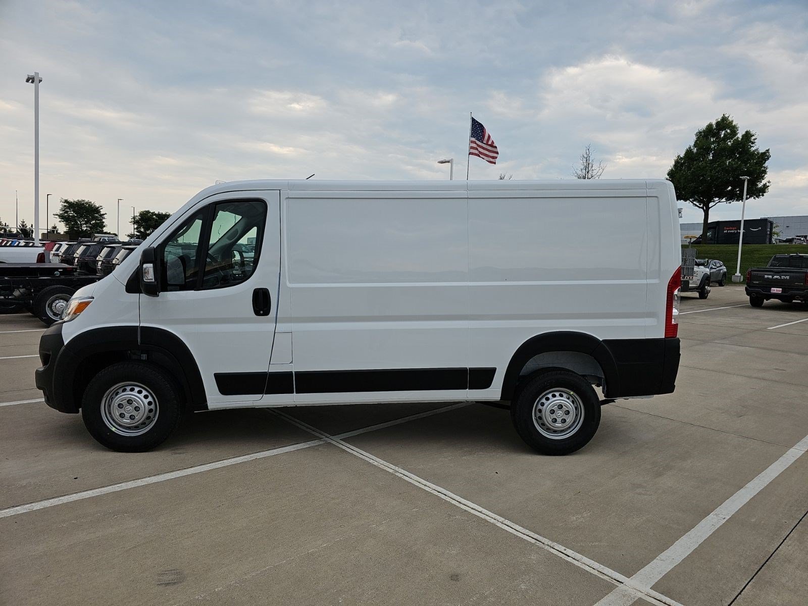 New 2026 Bright White Clearcoat Ram Tradesman image 2