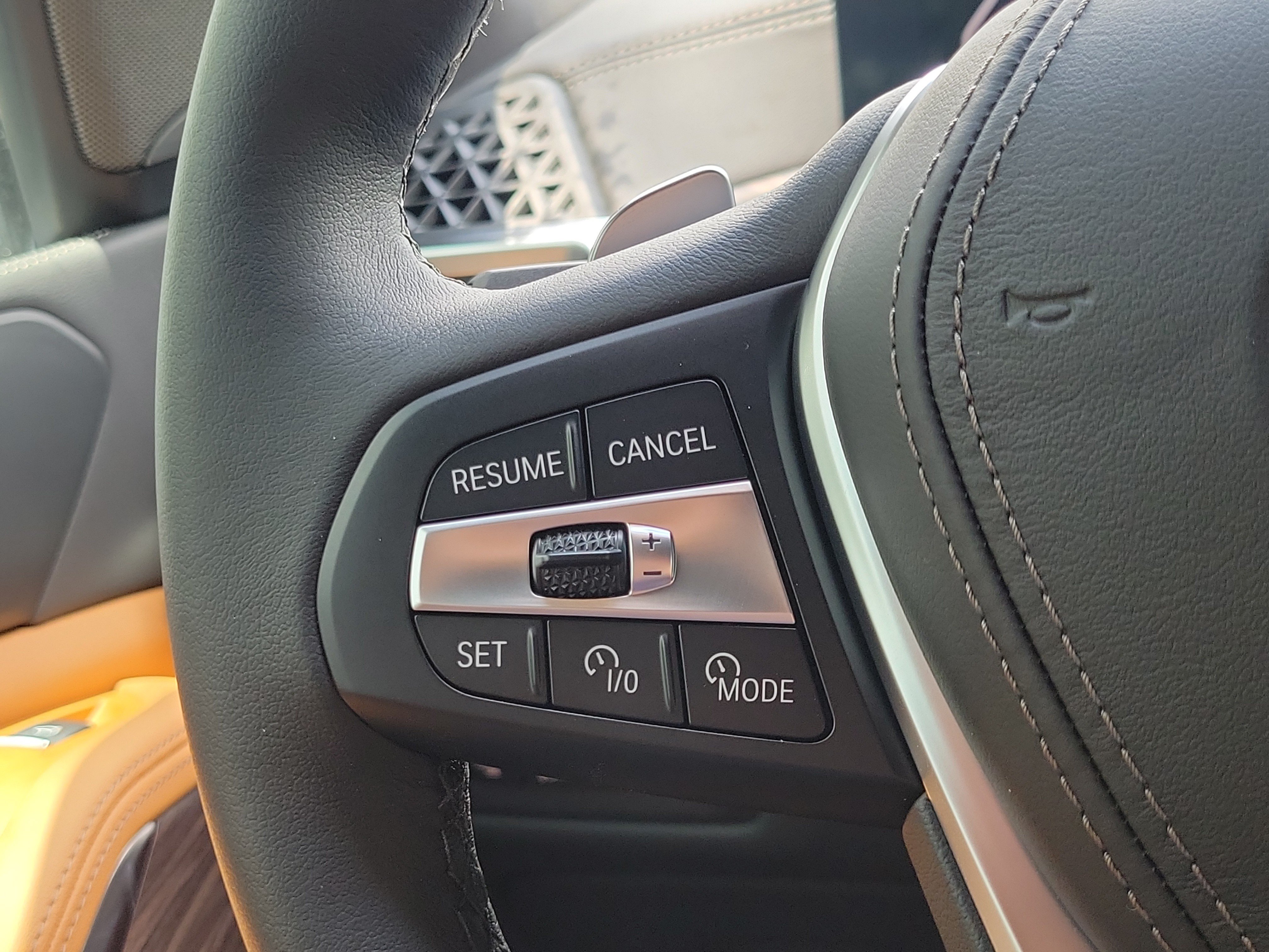 New 2026 Skyscraper Grey Metallic BMW sDrive40i image 19
