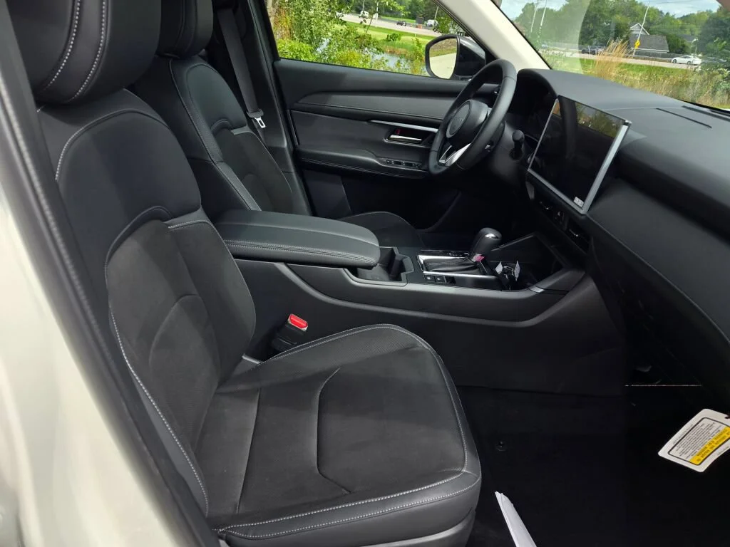 New 2026 Rhodium White Metallic Mazda 2.5 S Preferred AWD image 4