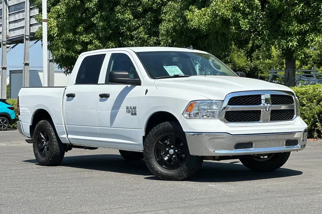 2023 Ram 1500 Classic SLT