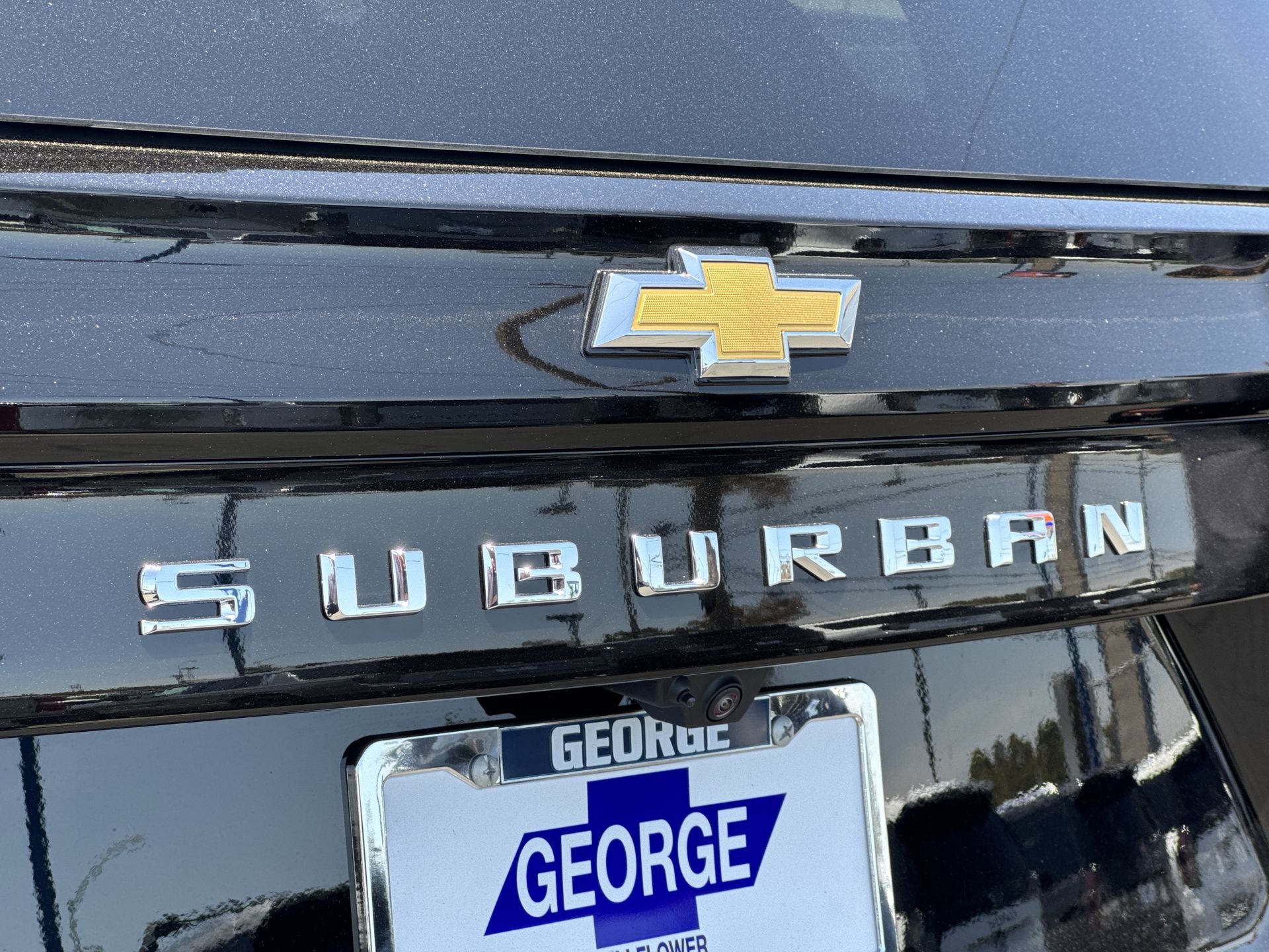 2026 Chevrolet Suburban LT - Photo 38
